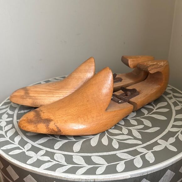 Vintage Wooden Shoe Stretchers - Picture 2 of 6